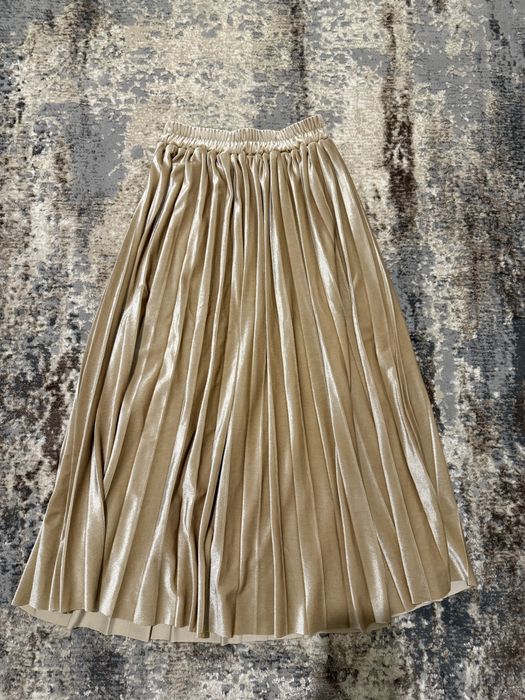 Оксамитова плісерована спідниця