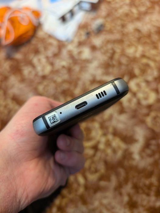 Защищенний Смартфон Caterpiler s62