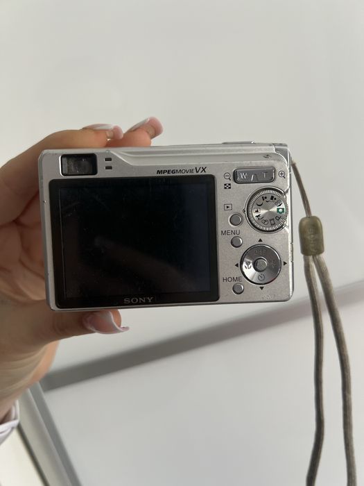 Фотоапарар  Sony