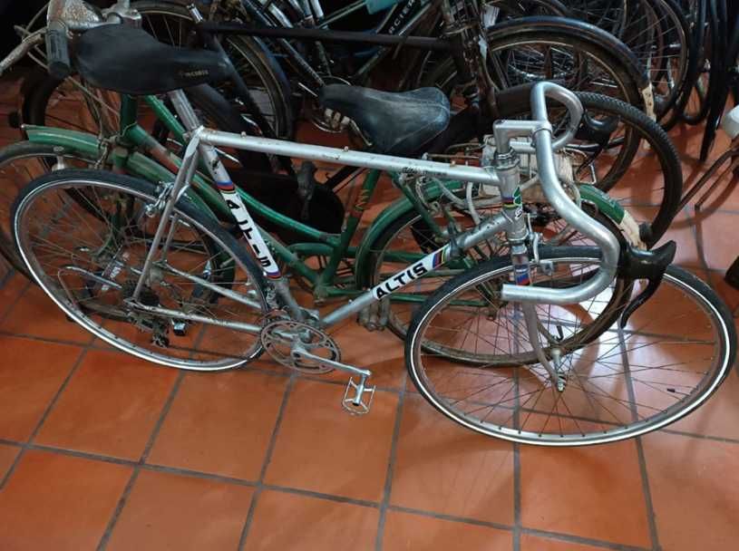 Bicicleta Estrada Altis Inter