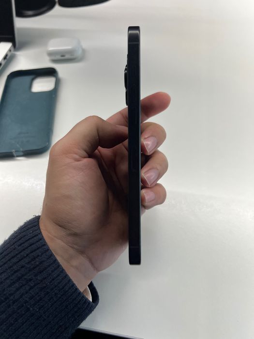 iPhone 16 Pro Max 256gb com garantia