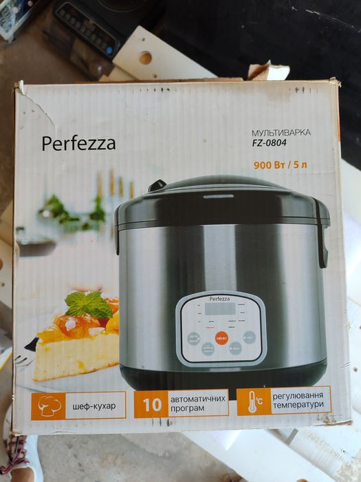 Мультиварка / рисоварка Perfezza FZ-0804 – 900 Вт, 5 л, 10 програм