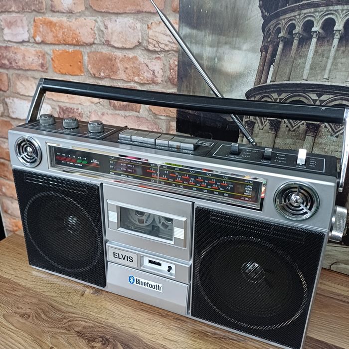 Radiomagnetofon z czasów 70-90