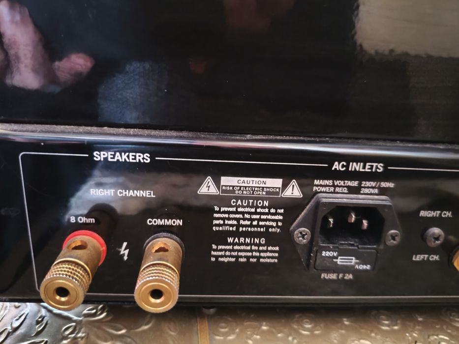 Amplificador a valvulas Classe A Como Novo