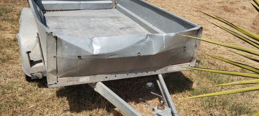 Atrelado dois eixos com suspensão chapa de fabricante