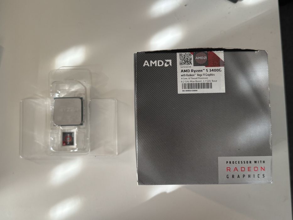 AMD Ryzen 5 3400G