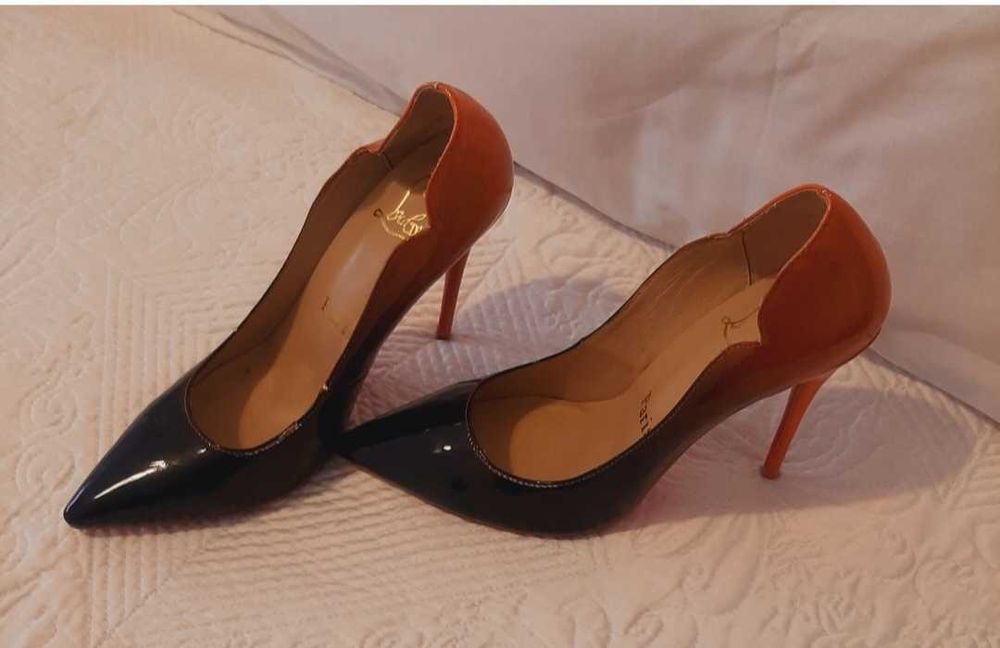 sapatos louboutin