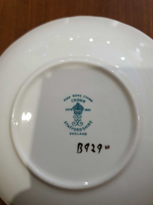 Chávena de chá – Crown Stafforshire