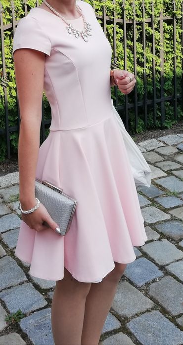 Sukienka rozkloszowana XS