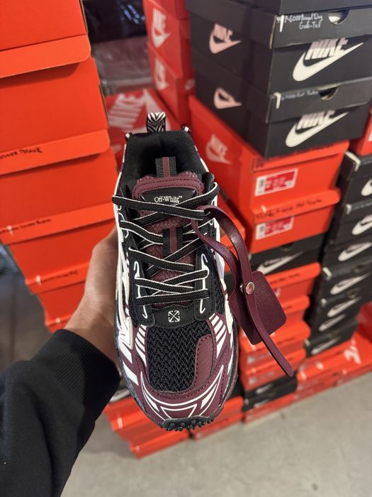 Off-White Be Right Back Burgundy