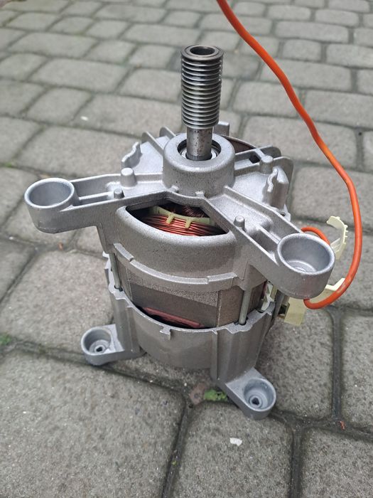 Мотор від пральної машини Zanussi