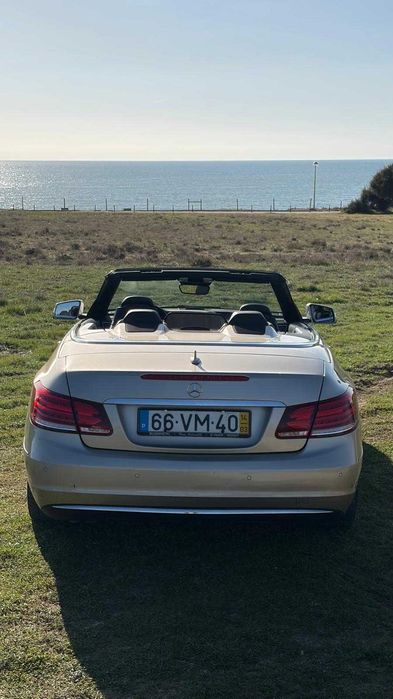 Mercedes E220 carro em ótimo estado