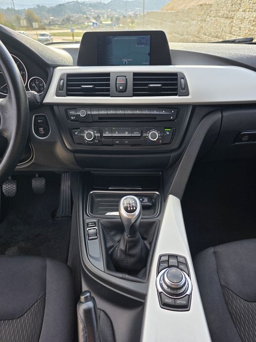 Bmw 318 d Touring Luxury Line