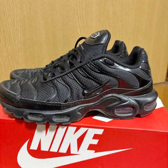 Buty sportowe Nike Air Max TN Plus Black R.42
