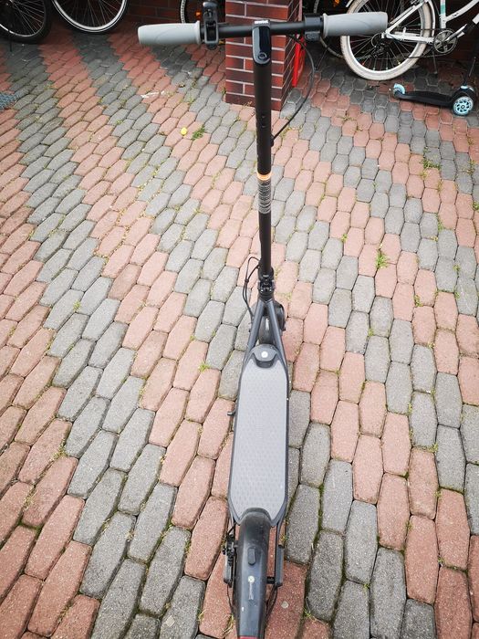 Hulajnoga elektryczna Segwey Ninebot