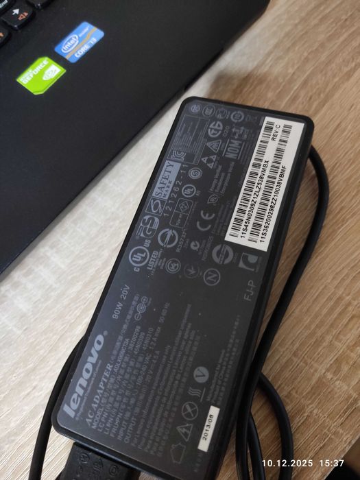 Ноутбук б/у Lenovo V580c - i3-3110M, 8GB, SSD 240GB, Nvidia GT740M 2GB