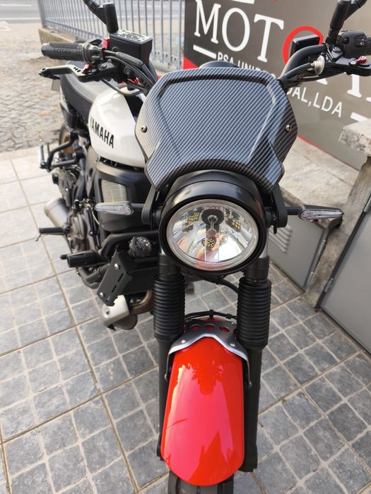 Yamaha  XSR700  de  2022