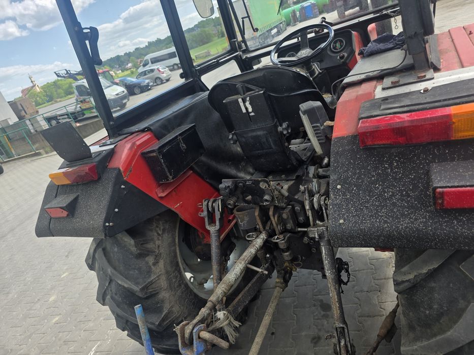 Ciągnik rolniczy Massey Ferguson 273 z Niemiec