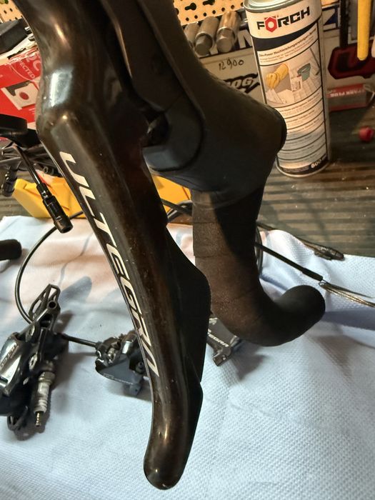 Grupo Shimano Ultegra 11v de disco