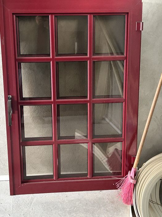 Fachada em Aluminio vermelho