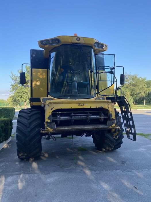 New Holland CSX 7080