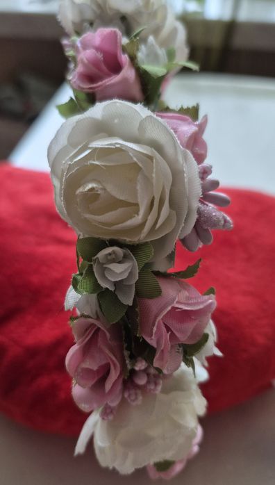 Обруч, венок с цветами