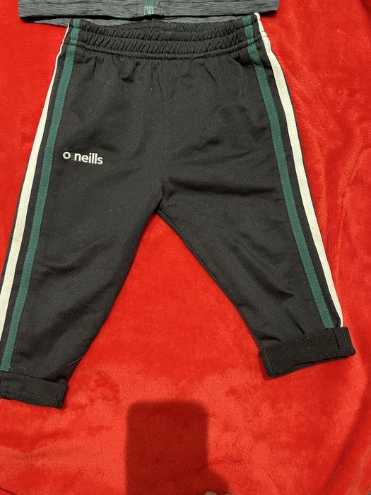 Продам детский спортивный костюм