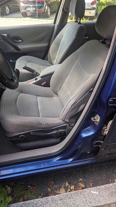Carro Laguna 1.6