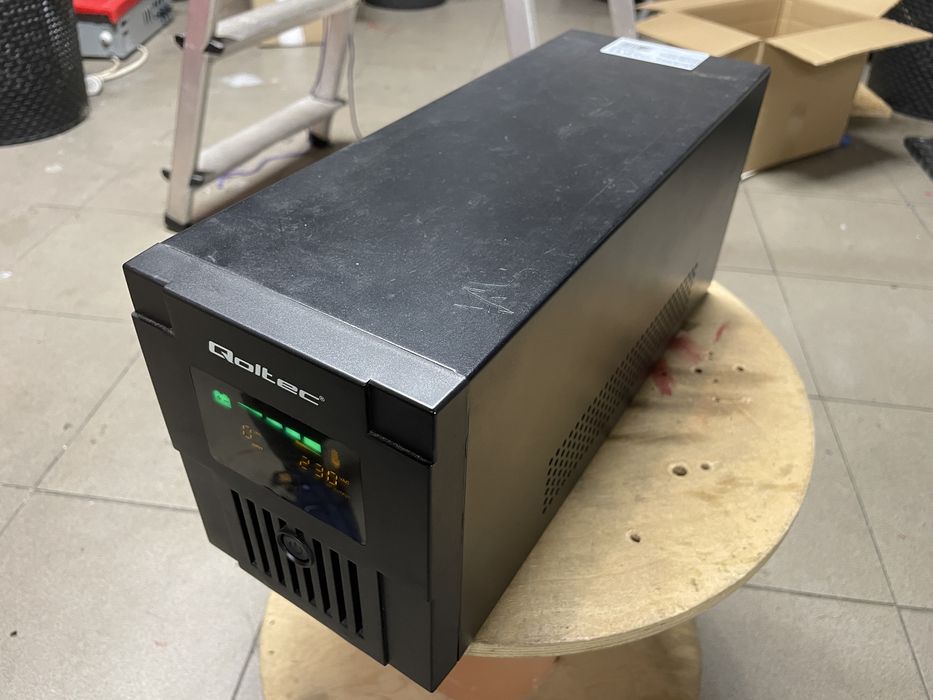 Qoltec Zasilacz awaryjny UPS | Monolith | 1500VA | 900W | LCD | USB