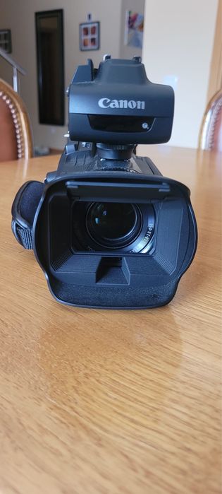 Canon XA60 4K Camcorder Pro - Como Nova (C/ Pega XLR e Caixa)