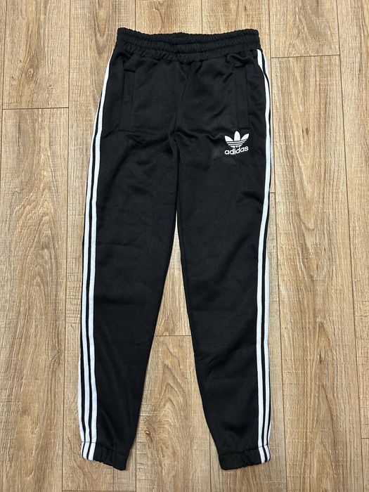 спортивний костюм adidas