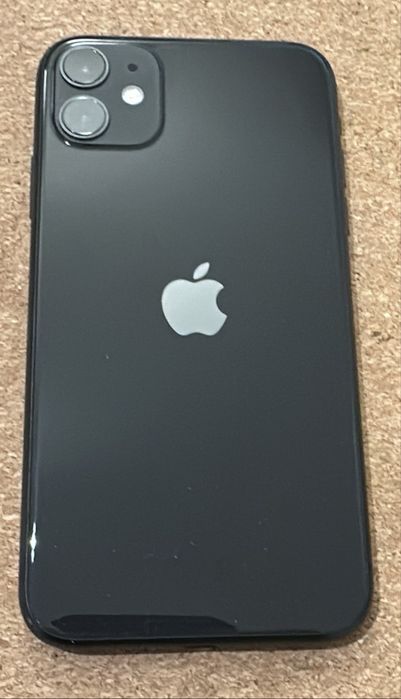 Iphone 11 em excelente estado com bateria nova e garantia