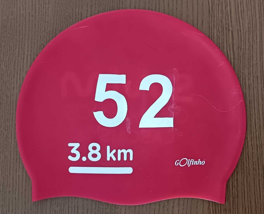Touca de natação de silicone, Swim Challenge Cascais , como nova, só usada uma vez no dia da prova