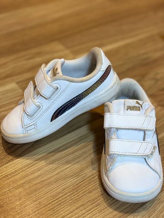 Дитяче взуття на дівчинку