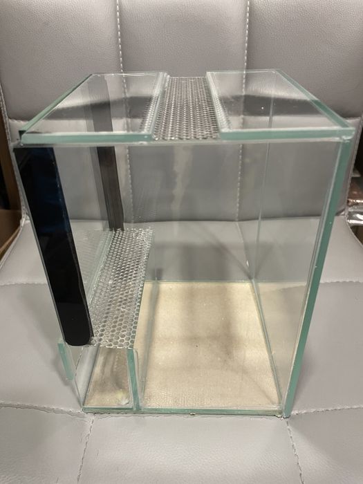 Nowe Terrarium 15x15x20cm - 2 wentylacje!