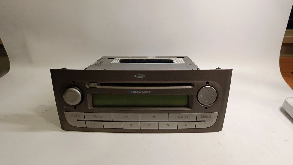 Rádio / auto-rádio FIAT Linea (323_)