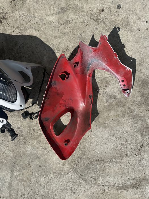 Морда пластик фара Suzuki sv 650 сузуки св лобовое стекло паук спидоме