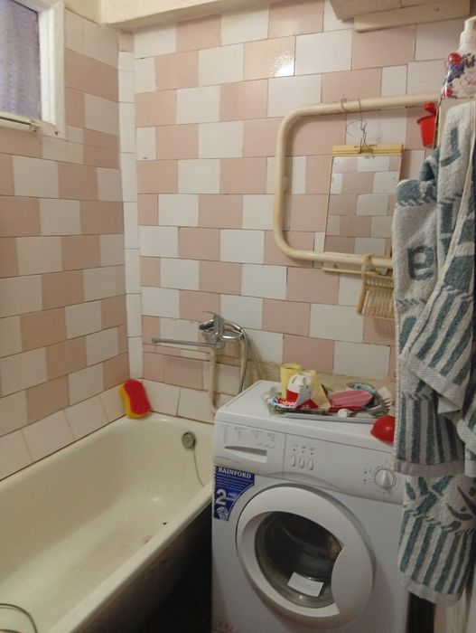 Судам в аренду 3 кімнатну квартиру . 4 поверх. Район жд