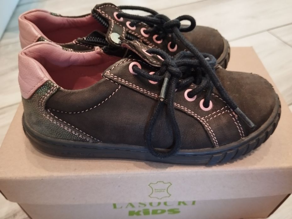 Buty jesienne dla dziewczynki