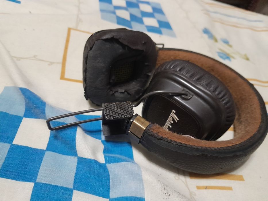 Наушники Marshall