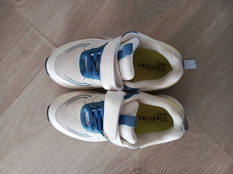 Sprzedam buty chłopięce