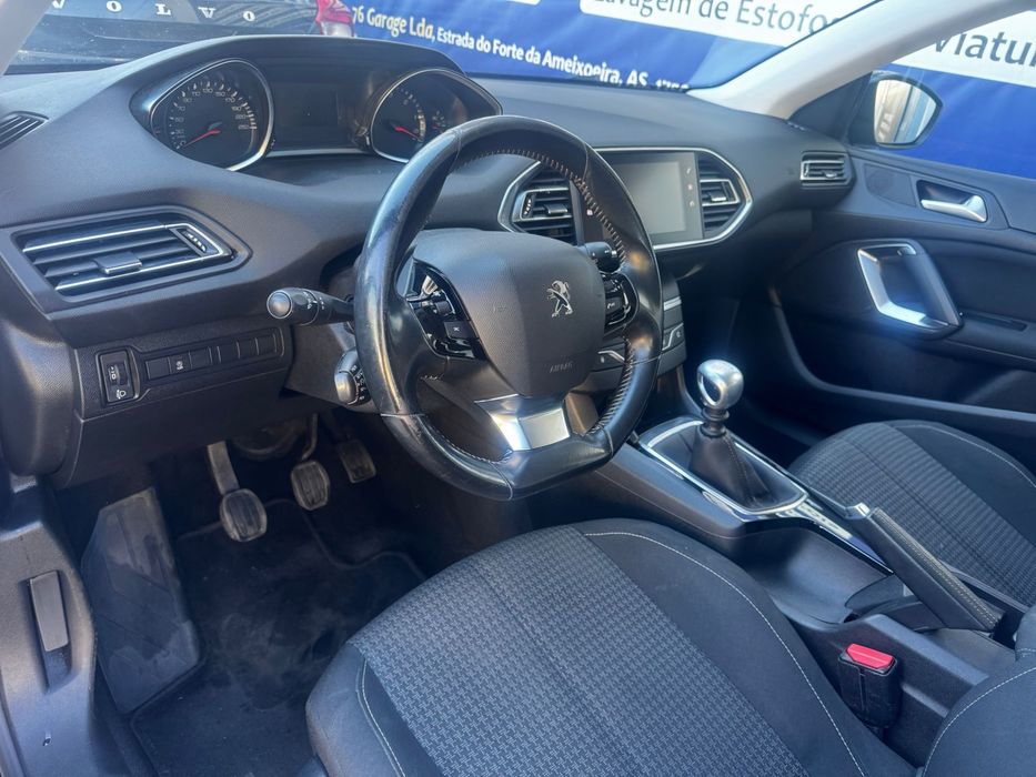 Peugeot 308 SW 131 cavalos e 1,5 diesel - não foi uber
