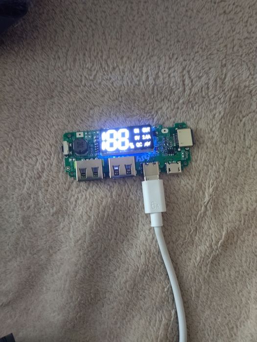 Плата зарядки повербанка с индикатором.