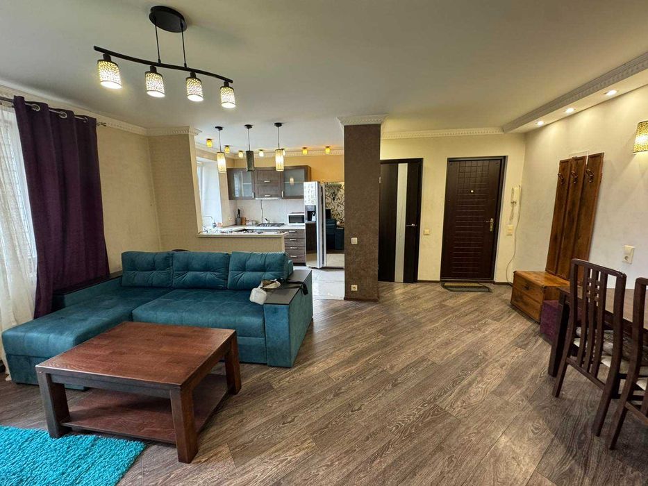 Оренда 3-кімнатної квартири по вул. Автозаводська 11,