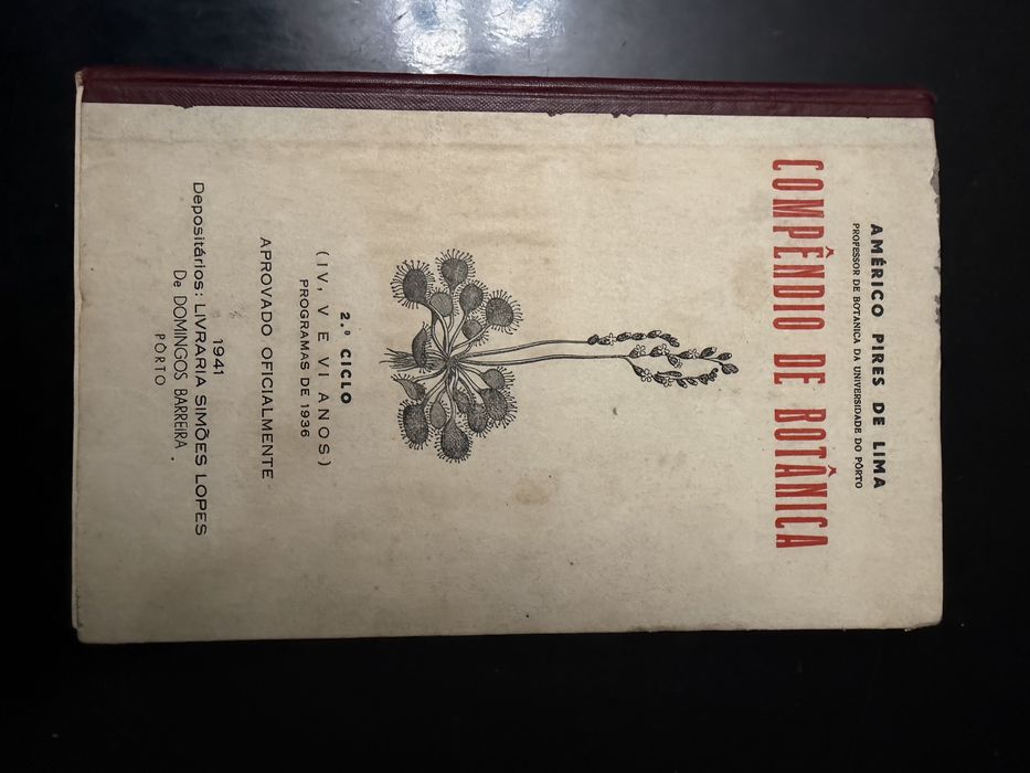 Livros escolares antigos