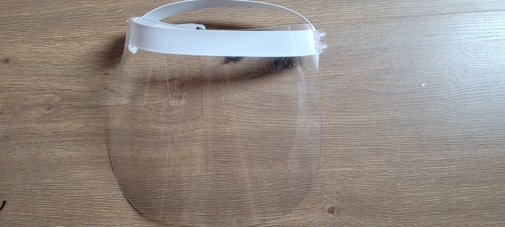 Przyłbica na całą twarz