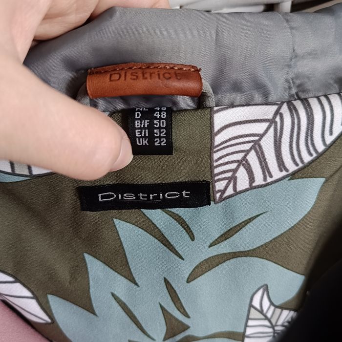 Kurtka pastelowa District wiatrówka