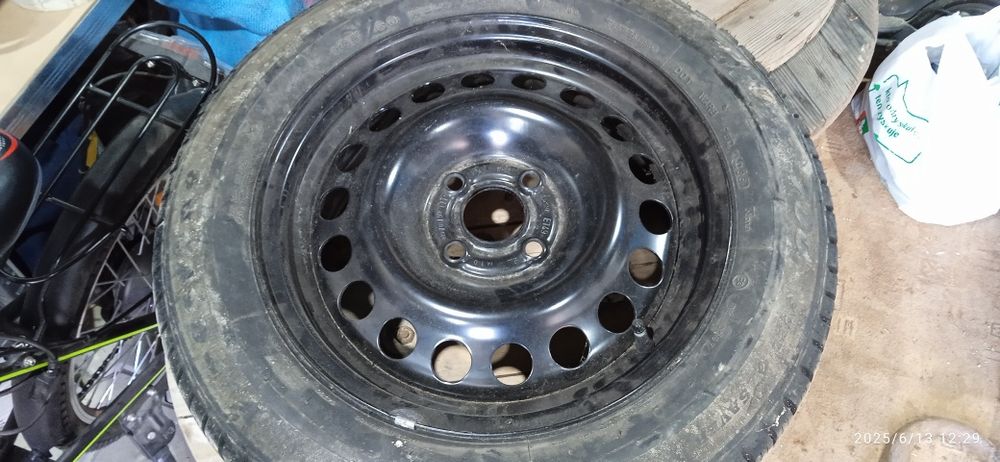 Zadbana felga z oponą 195/60R15