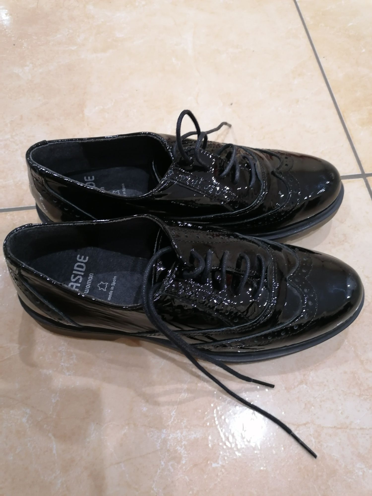 Oxford em cheap verniz preto