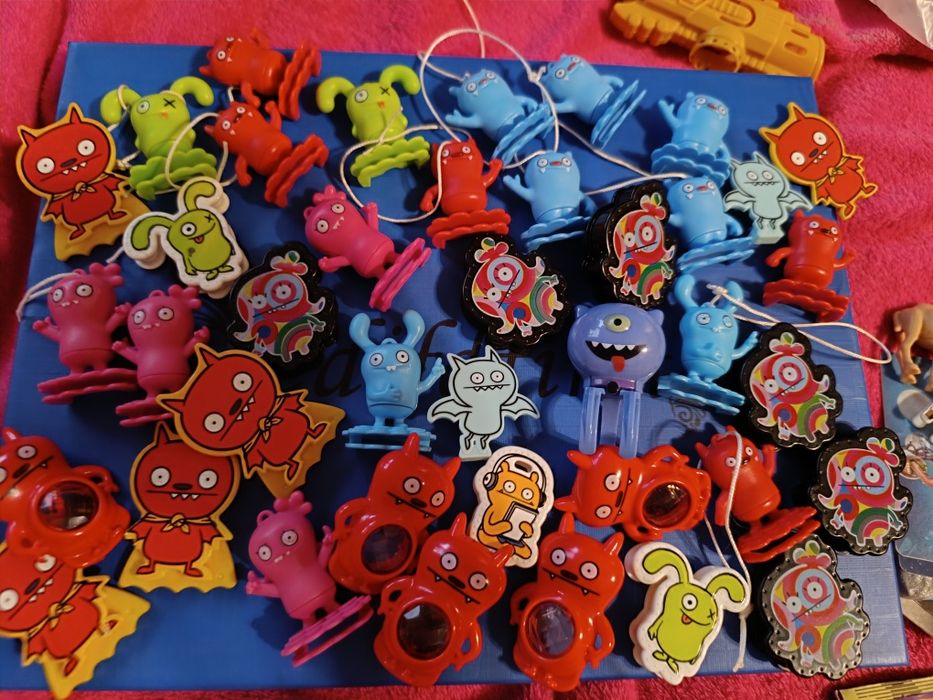 Фігурки Kinder Joy(Кіндер Джой) Ugly Dools
Цена 20 грн